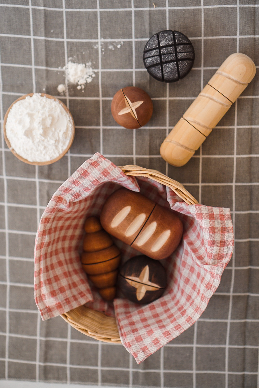 Rattan basket (to accompany Bread set)