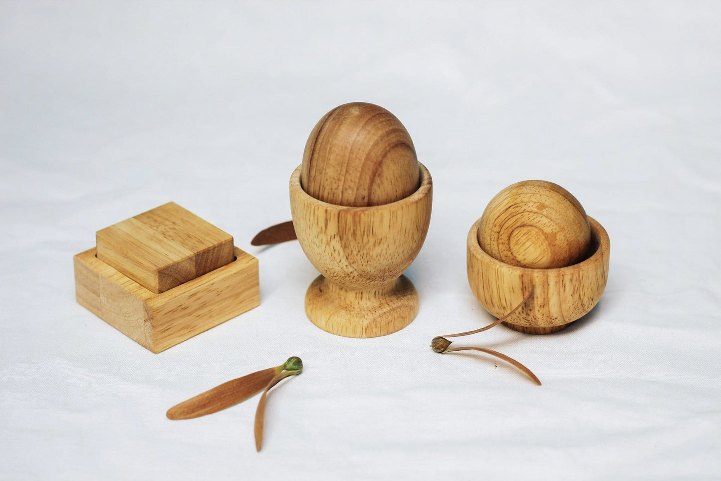 Qtoys Montessori Egg, Ball and Cup Set